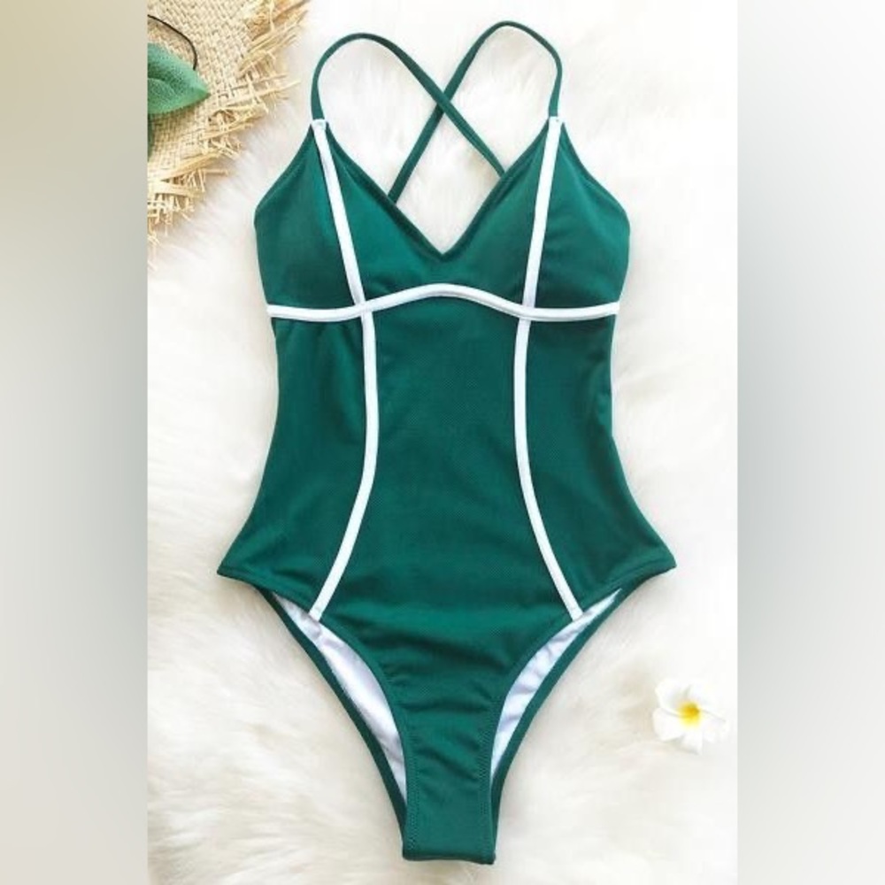 Cupshe M green swimsuit with white piping, NWT